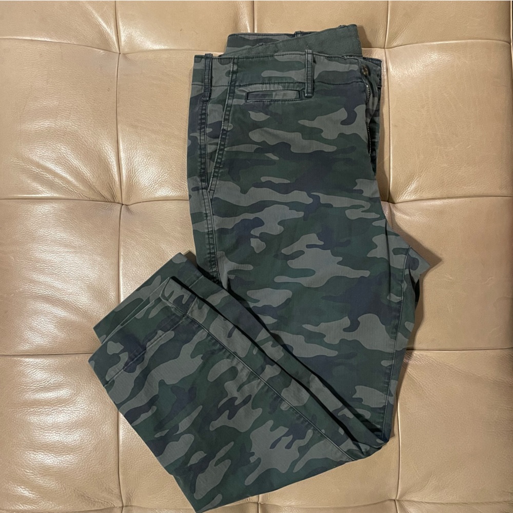 Gap mid rise stretch straight pants